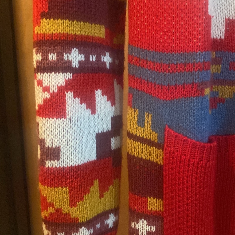 L&B Aztec Sweater - Picture 6 of 8
